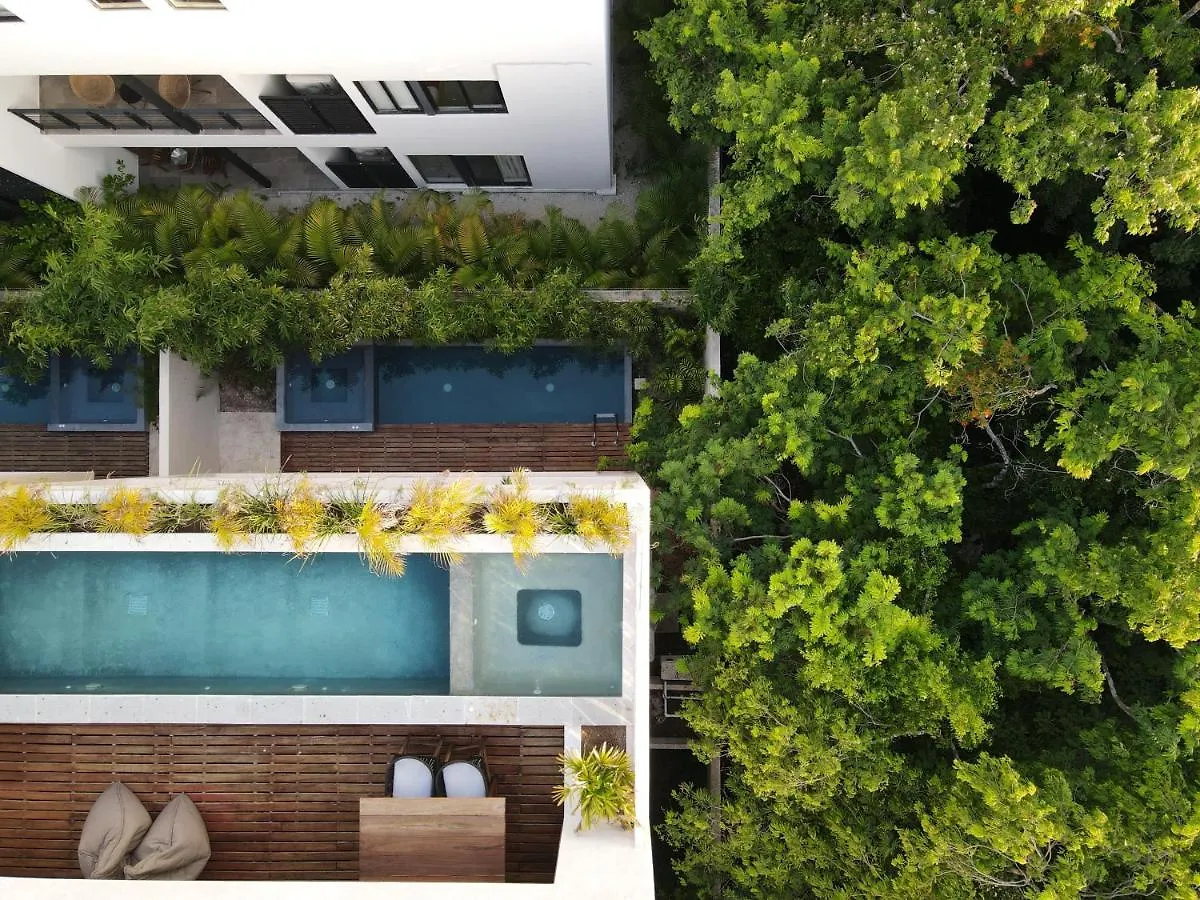 Aru Luxury Condos - Private Pools トゥルム 0*,