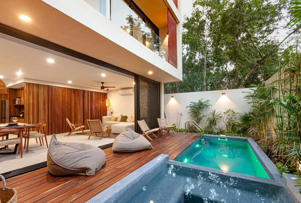 Aru Luxury Condos - Private Pools location